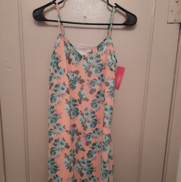 Xhilaration Dresses & Skirts - Women's size XS slip dress